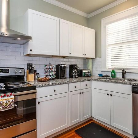 Renowned Historic Home Downtownacross From Park Winston-Salem Exteriör bild